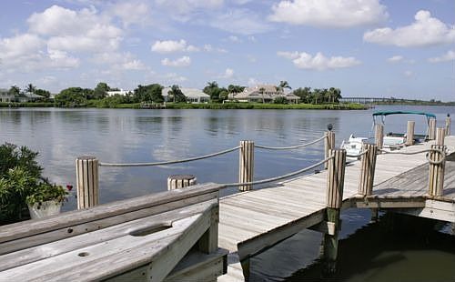 5th image of 2007 Cove Dr
