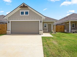 2107 Fairfax Ln, Longview, TX 75605