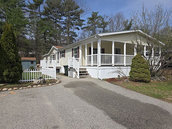 4th image of 14 Medallion Rd