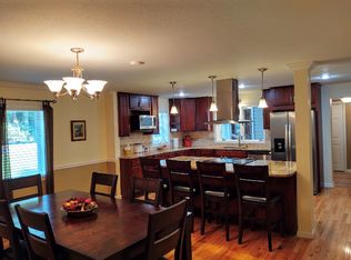 272 Cook Town Rd, Bakersville, NC 28705