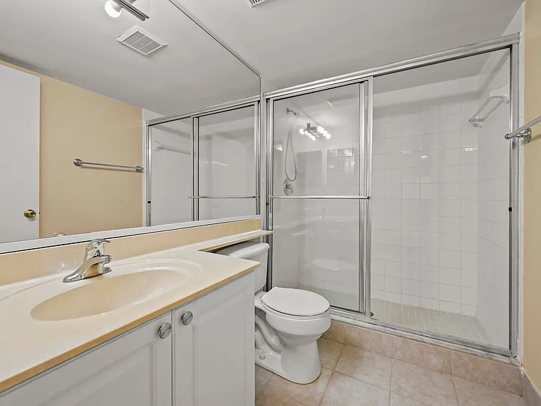 1100 Crestwood Ct S #S-1109 — Photo 16