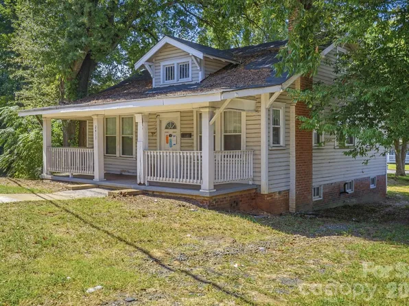 2417 The Plz, Charlotte, NC 28205