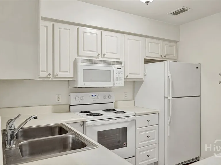 12300 Apache Ave #1604 — Photo 13