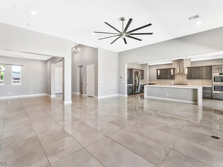 8477 Wolf Mountain Ct — Photo 6