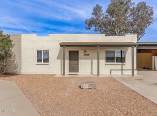6915 E Escalante Rd, Tucson, AZ 85730