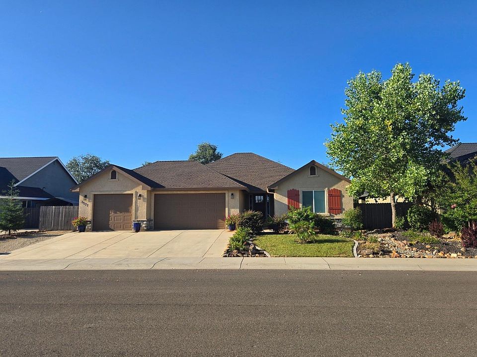 1st image of 3577 Laver St