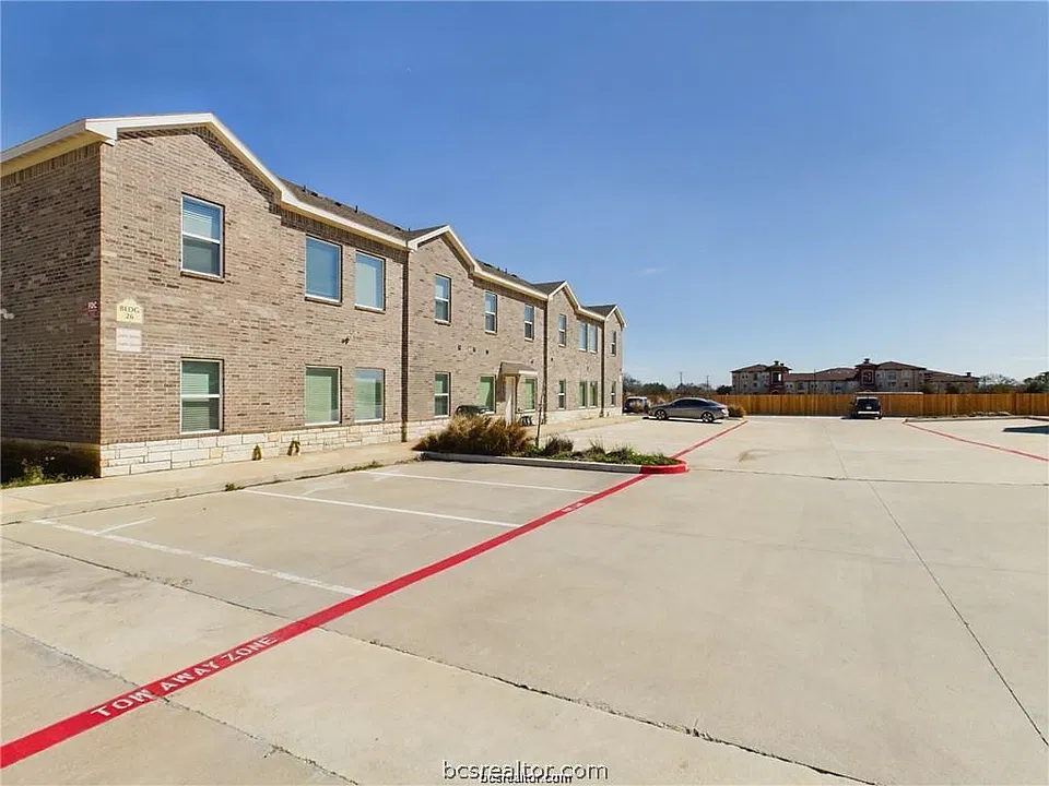 2910 Town Square Ave #2607