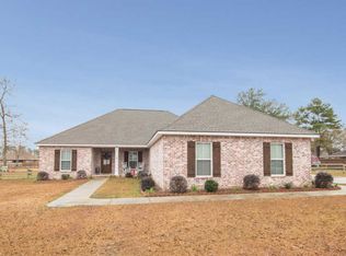 8509 Julia Dr, Vancleave, MS 39565
