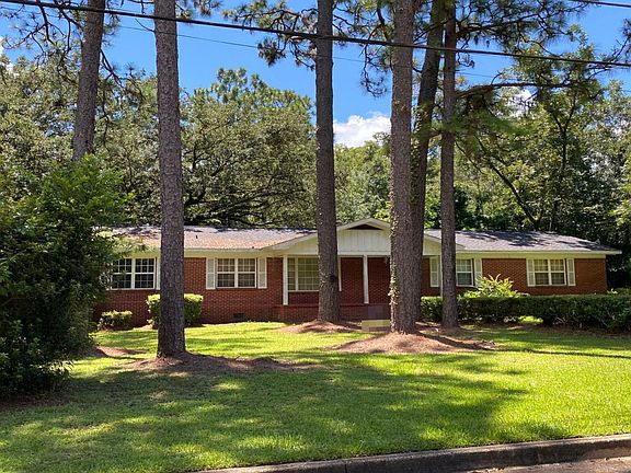 3rd image of 5513 Malcolm Dr