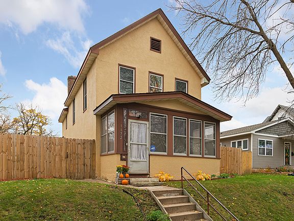 2nd image of 1172 Ross Ave