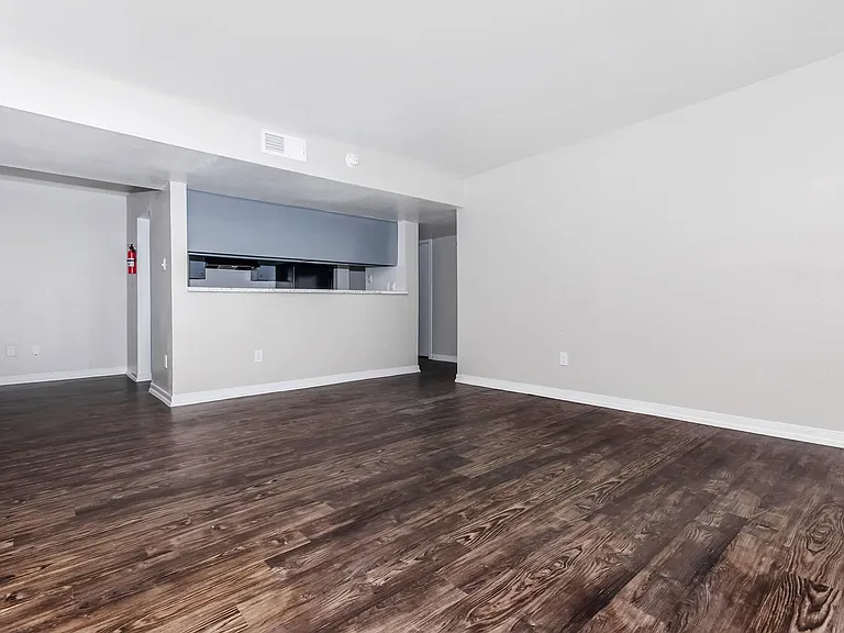 Bayou Park Apartments — Photo 82