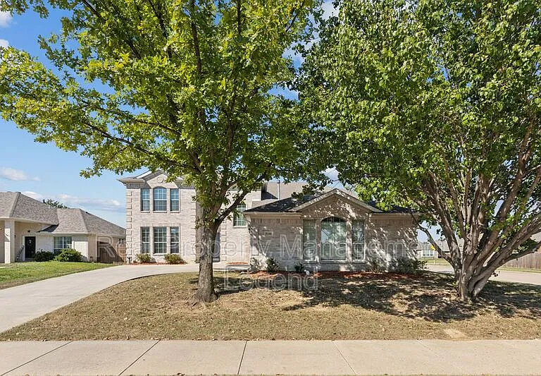 5100 Brookside Dr — Photo 3