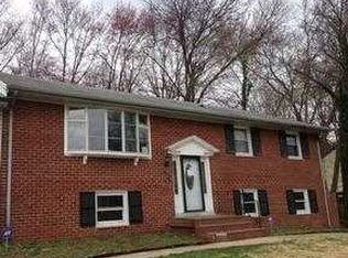909 Sitka Ln, Capitol Heights, MD 20743