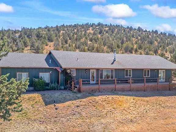 2nd image of 6997 SE Scenic Dr