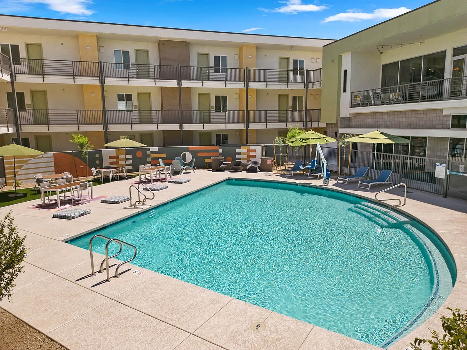 Cabana Bullard — Photo 1