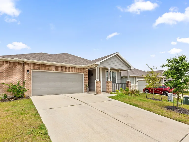 202 Eagle Mountain Trl — Photo 42