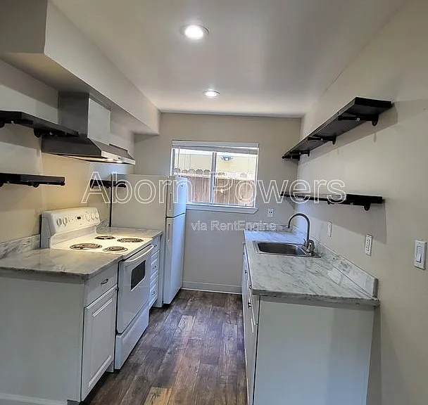 3738 4th Ave #7 — Photo 12