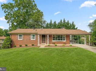 3 Crown Ct, Gaithersburg, MD 20878