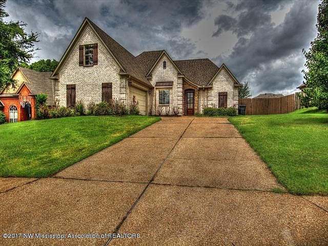 1st image of 1230 Heritage Dr S