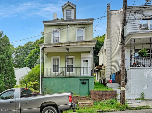 415 Boone St, Pottsville, PA 17901