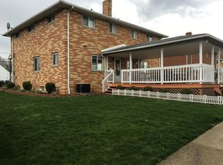 30293 Ridgeview Dr, Wickliffe, OH 44092