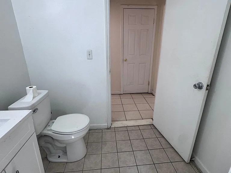 4 Gray St #2 — Photo 12
