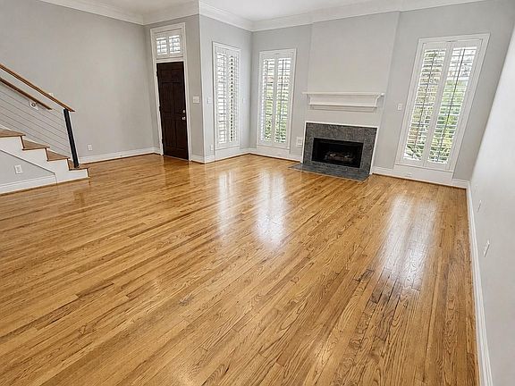 3rd image of 1740 Colquitt St #B