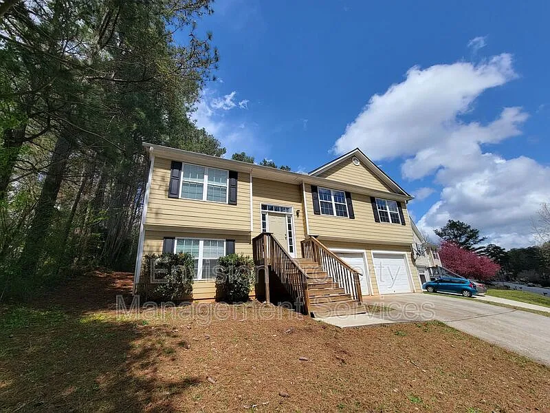 3 bed, 2.0 bath, 1510 sqft, $1,775 — Photo 1