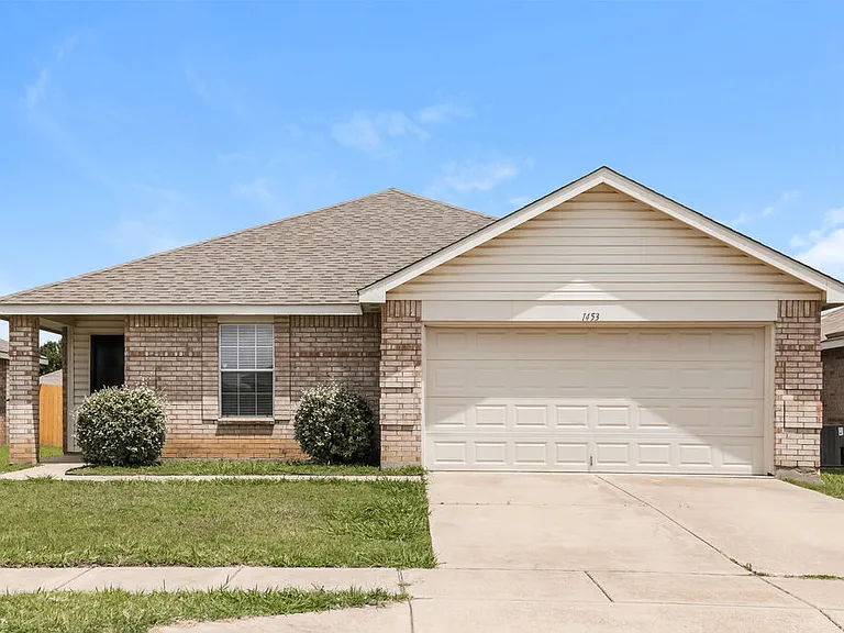 1453 Castle Ridge Rd — Photo 1
