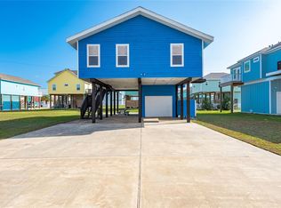 23005 Fresca St, Galveston, TX 77554