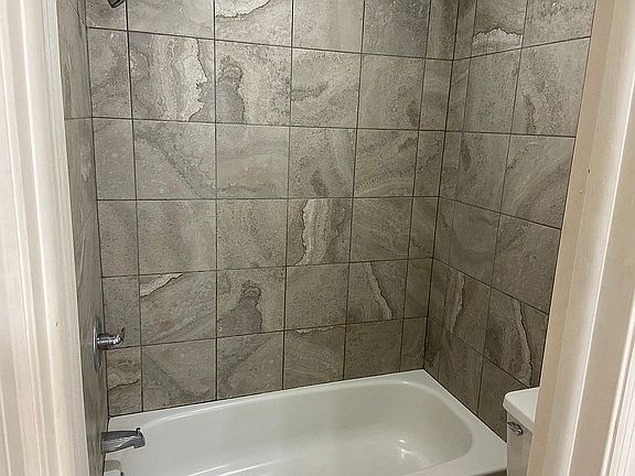 Tile 2nd floor bath