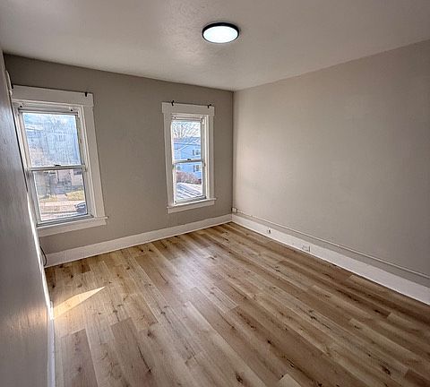 5th image of 525-527 North Ave