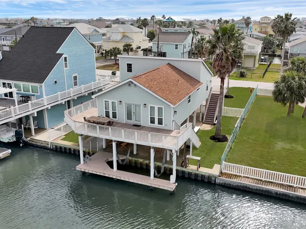 22110 Deaf P Smith Dr, Galveston, TX 77554