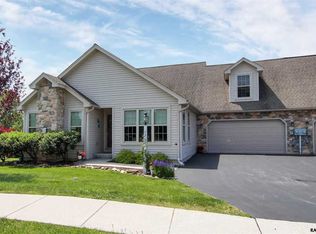 121 Heather Glen Dr, Red Lion, PA 17356
