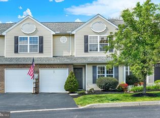 153 Peregrine Ln, Hummelstown, PA 17036