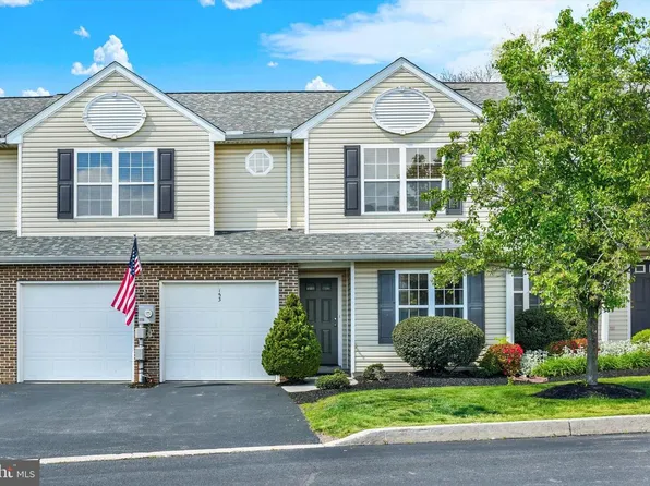 153 Peregrine Ln, Hummelstown, PA 17036