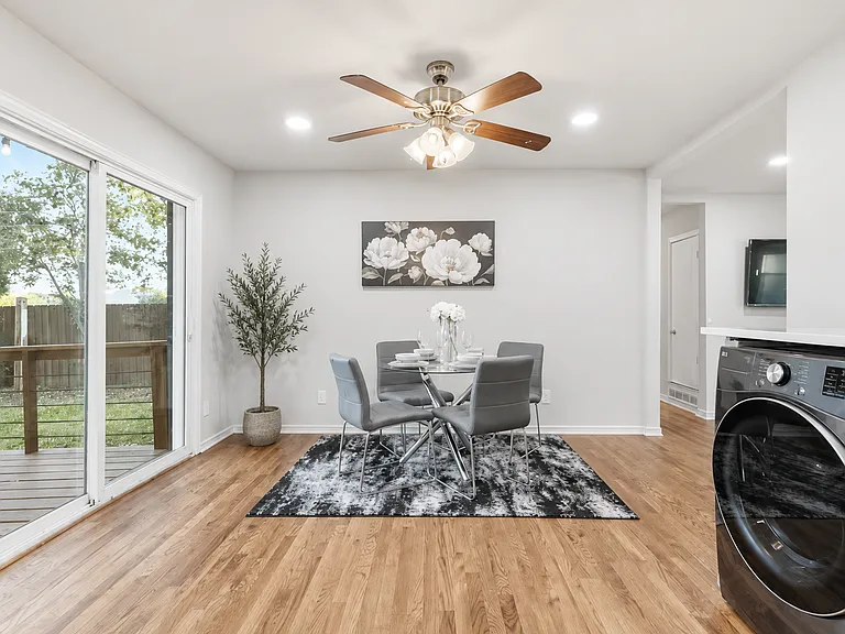 309 Dover Dr #309 — Photo 17