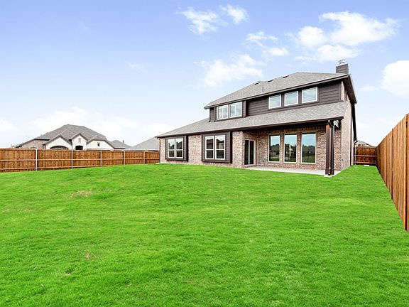 5th image of 3849 Honey Grove Dr
