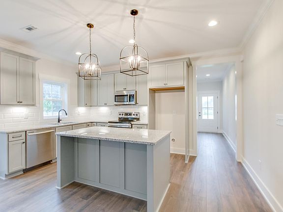 5th image of 412 Spotted Saddle Ct #L98-lot 98
