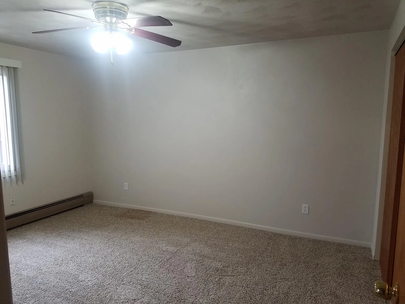 2 bed, 750 sqft, $1,200 — Photo 4