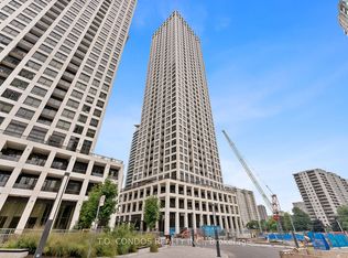 30 Elm Dr W #505, Mississauga, ON L5B 1L9