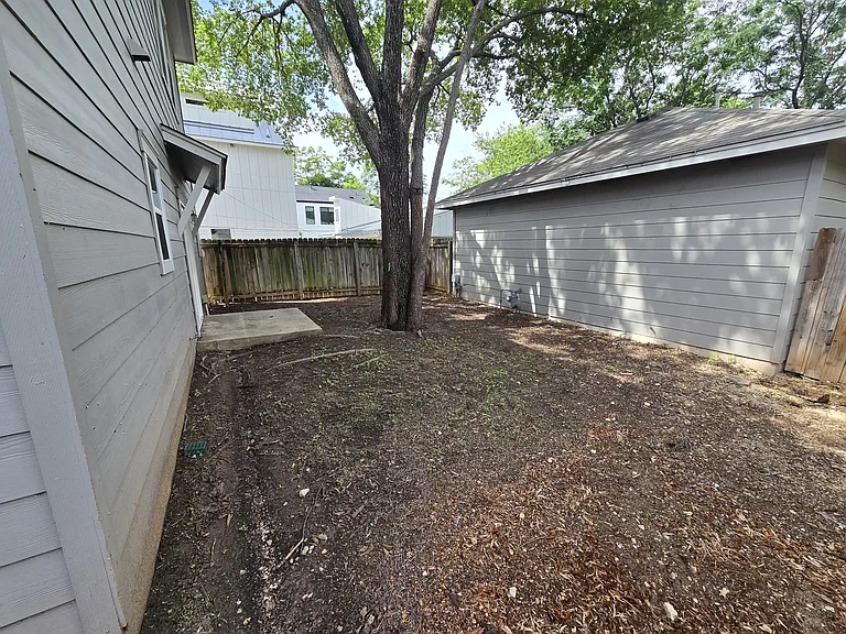 1604 Singleton Ave #A — Photo 38