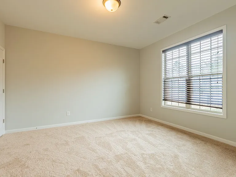 4525 Village Ct — Photo 30