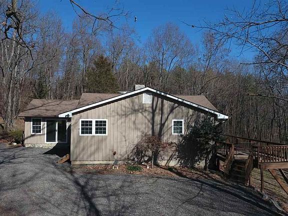 5th image of 167 Mount Ida Ln