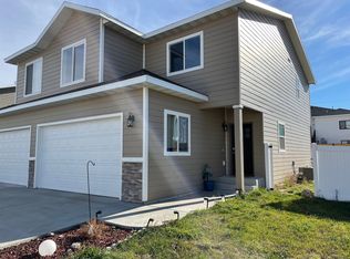 13716 Kristina St, Williston, ND 58801