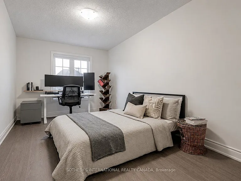 36 Quinton Rdg #UPPER — Photo 17