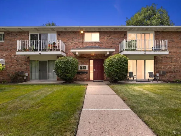 15048 Fairfield St, Livonia, MI 48154