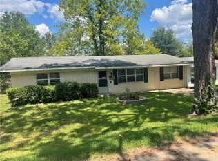 408 W Leeper St, Broken Bow, OK 74728