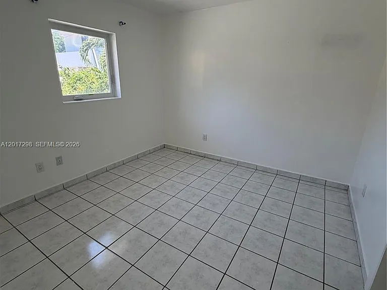 3112 SW 16th St #2 — Photo 16