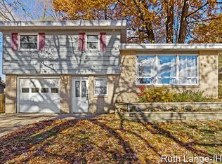 2343 Holliday Dr SW, Wyoming, MI 49519